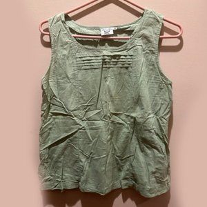 Two 100% cotton Mehera Show Suma blouses. Sz. M. One green, one black.